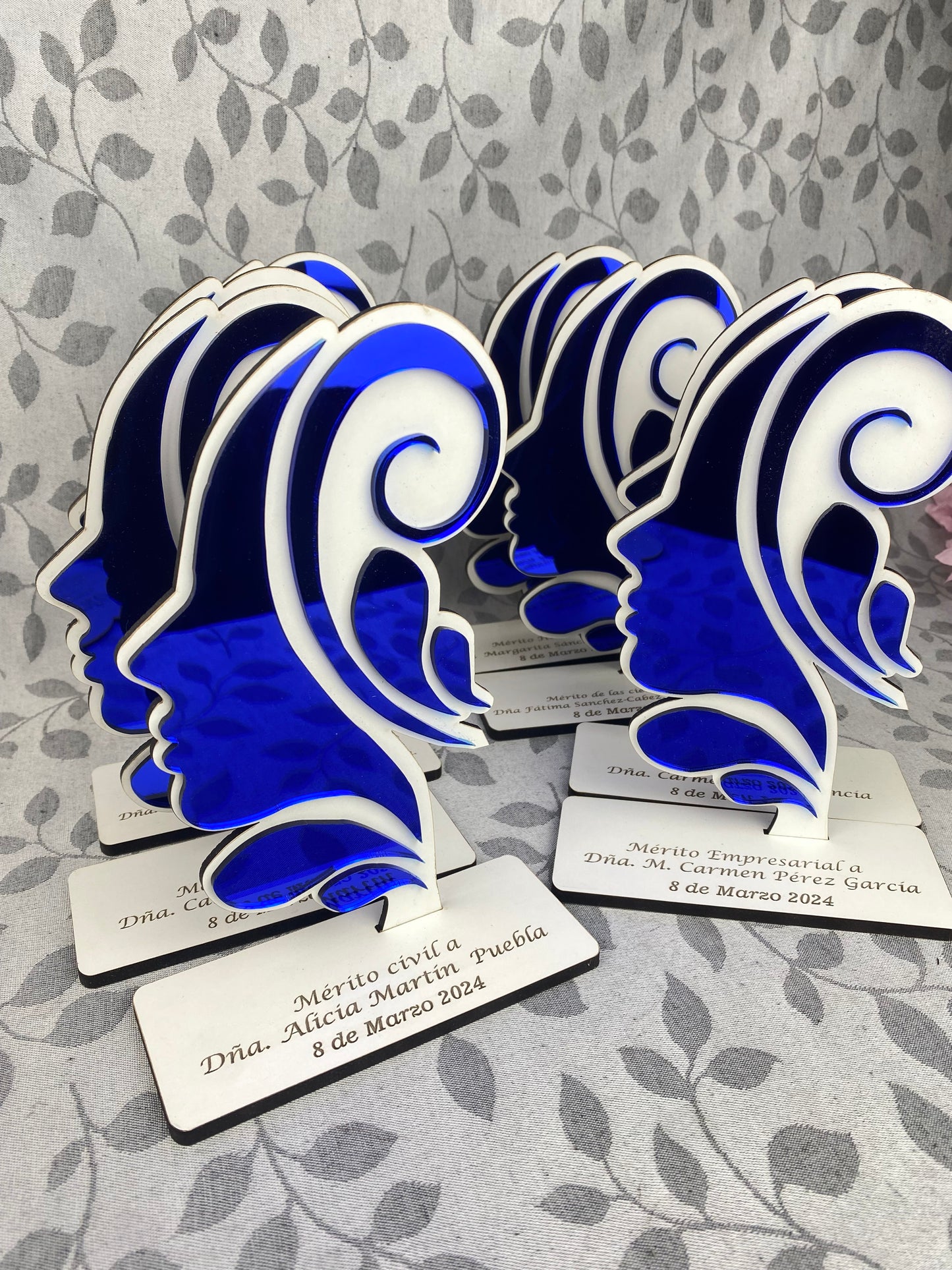 Trofeos silueta metacrilato